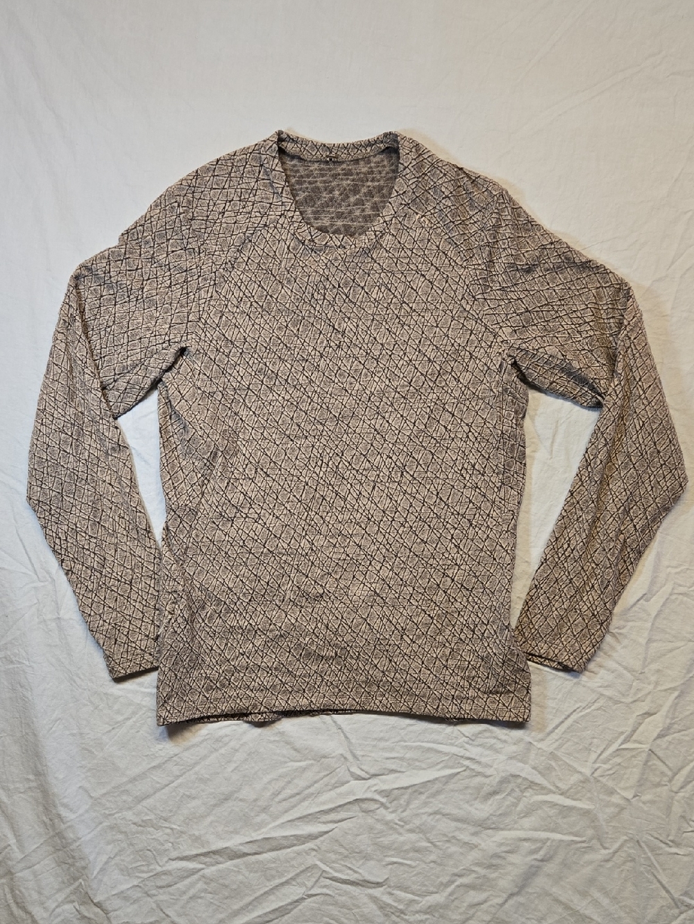 Lululemon Athletica Engineered Warmth Long Sleeve Stretch Shirt Grey & Black